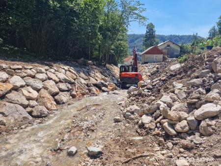 Sanacijska obnova vodotokov in hudournikov po poplavah (4)